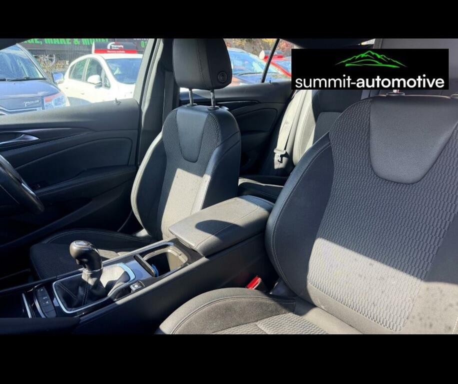 Vauxhall Insignia 1.6 Turbo D 136 Sri Nav Grey #18