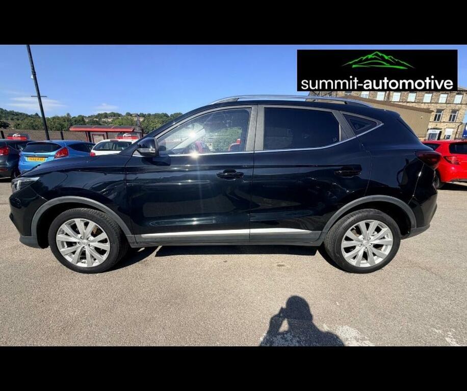 MG ZS Excite Black #5