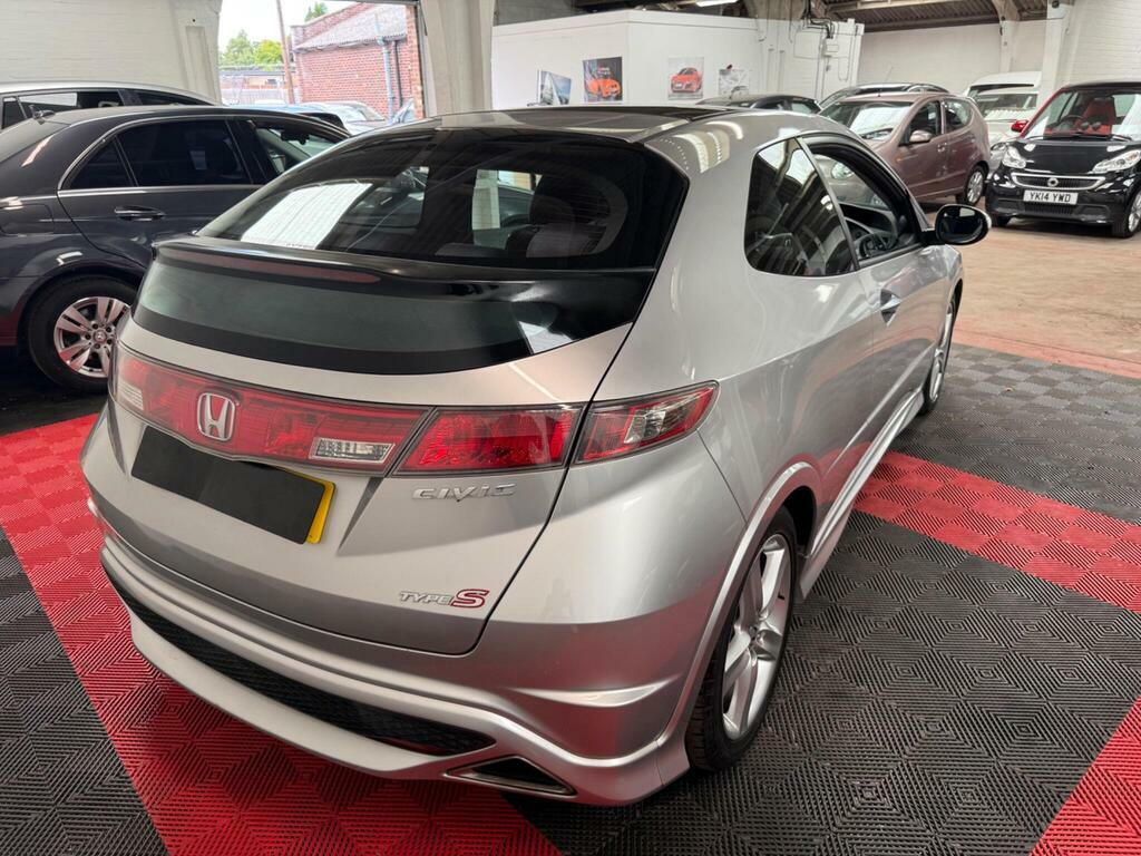 Honda Civic 1.4 I-vtec Se Hatchback Euro 5 Red #7