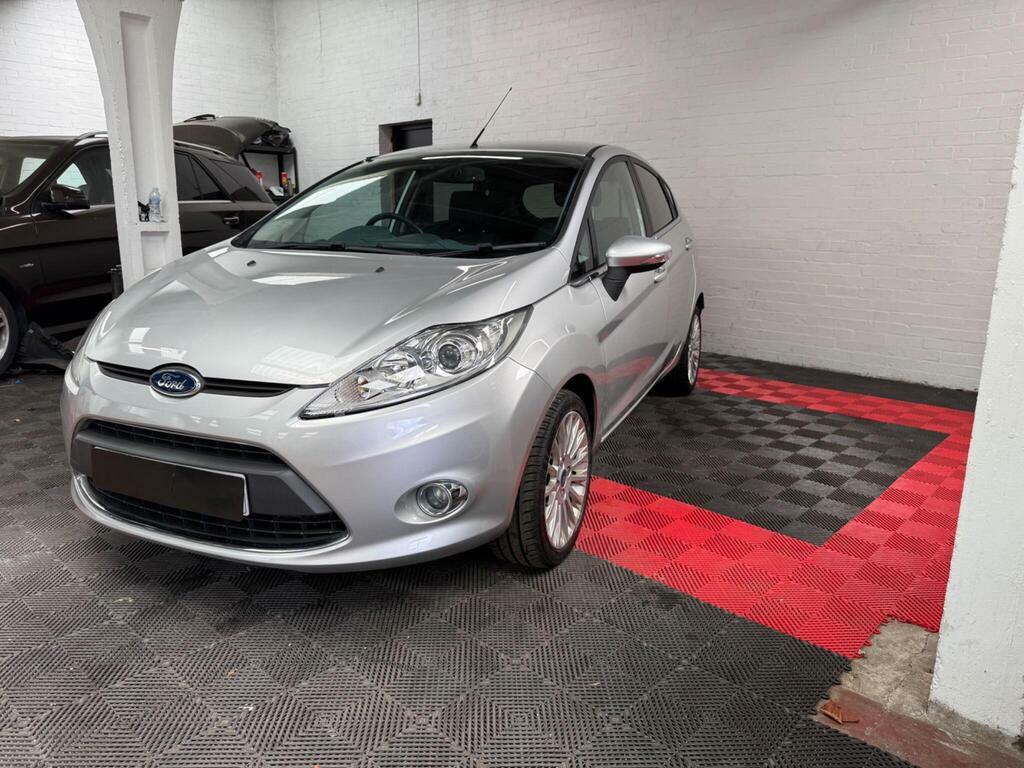 Ford Fiesta 1.4L Zetec Tdci Hatchback Euro 5 White #3