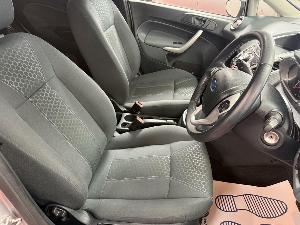Ford Fiesta 1.4L Zetec Tdci Hatchback Euro 5 White #10