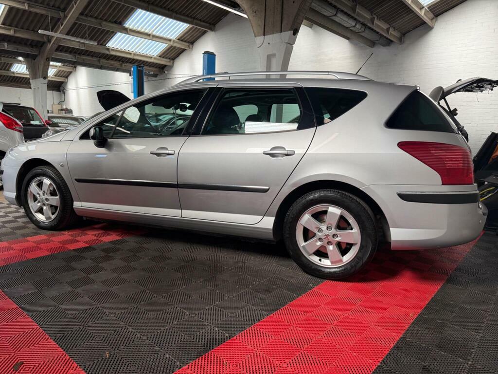 Peugeot 407 SW 1.6 Hdi Se Silver #4