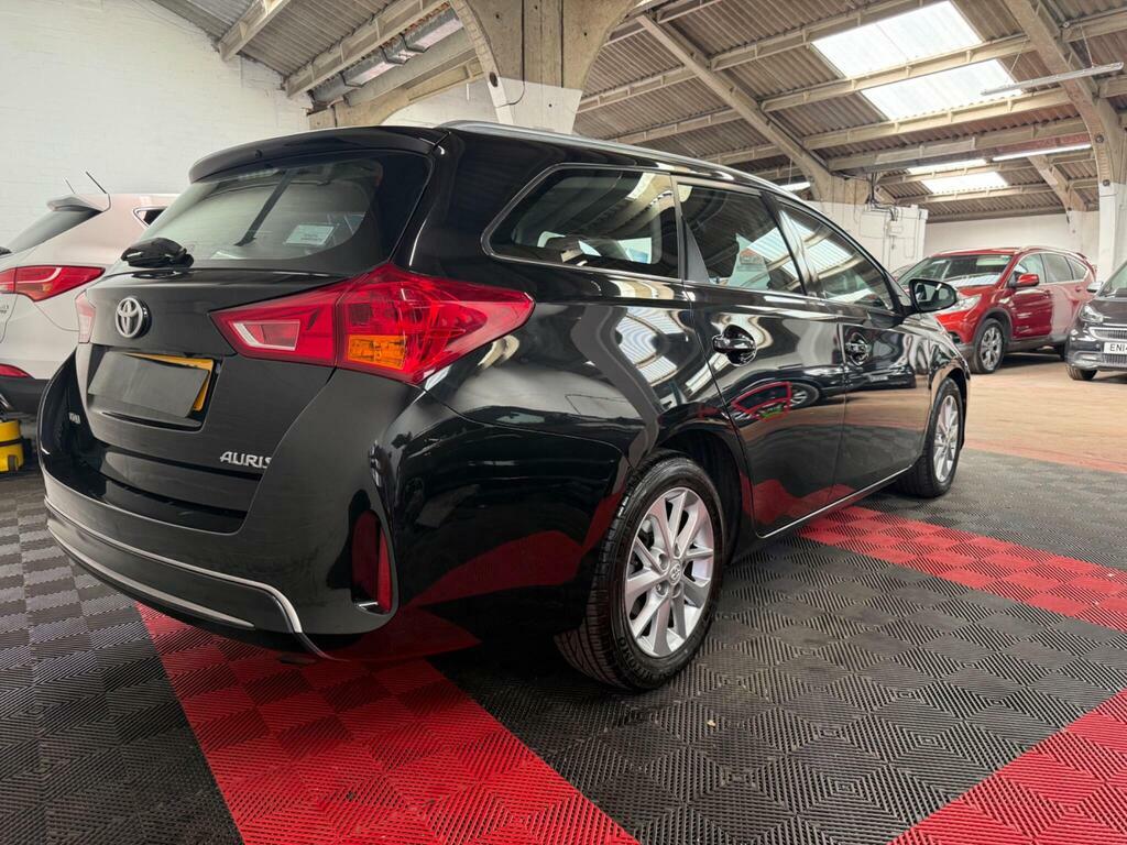 Toyota Auris 1.4 D-4d Icon Touring Sports Euro 5 S S Black #6