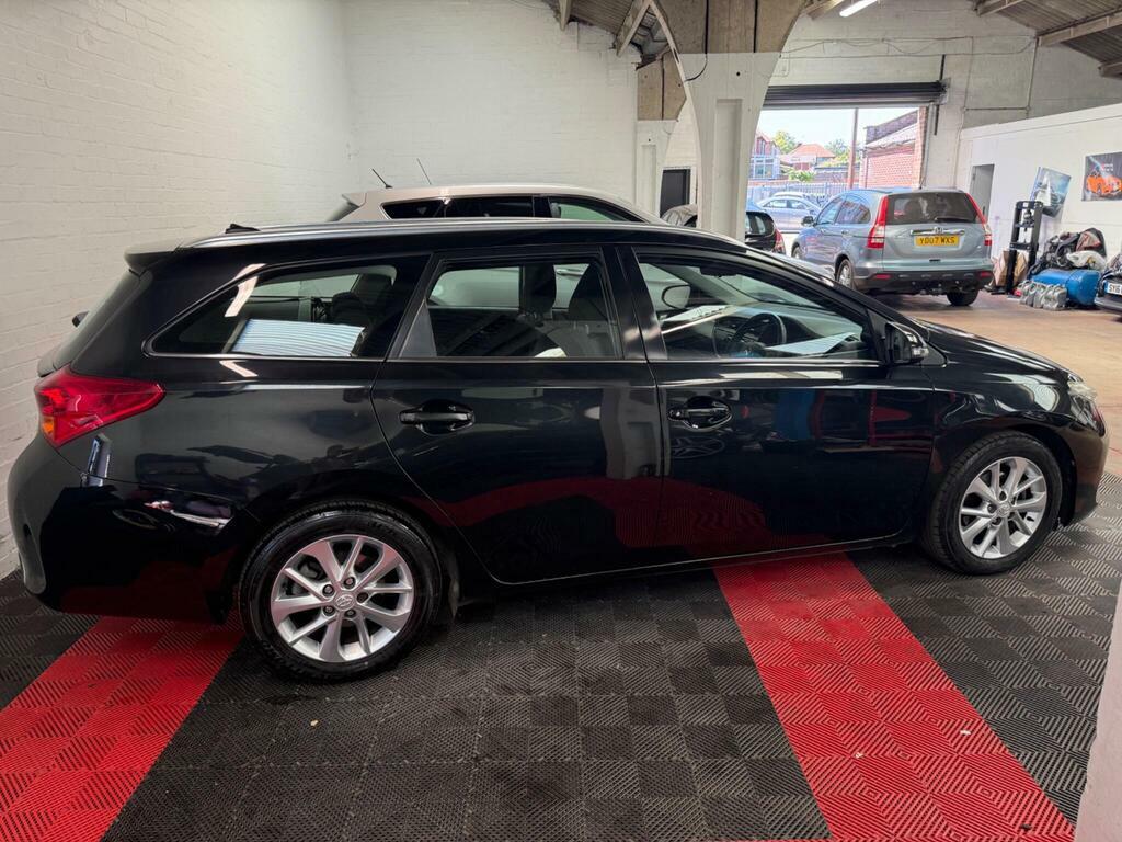 Toyota Auris 1.4 D-4d Icon Touring Sports Euro 5 S S Black #5