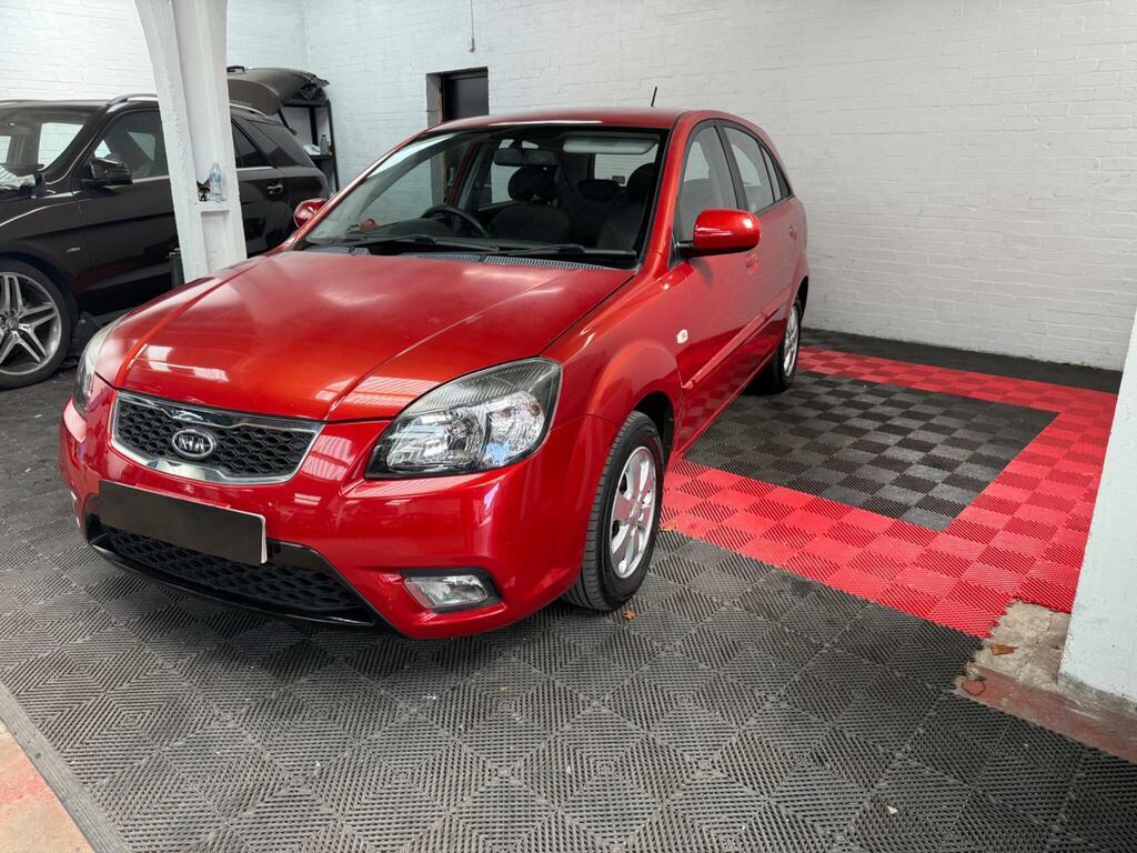 Kia RIO 1.5 Crdi 2 Red #3