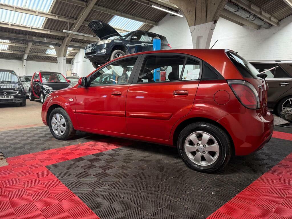 Kia RIO 1.5 Crdi 2 Red #5