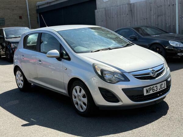 Vauxhall Corsa 1.4 16V Design Euro 5 #6