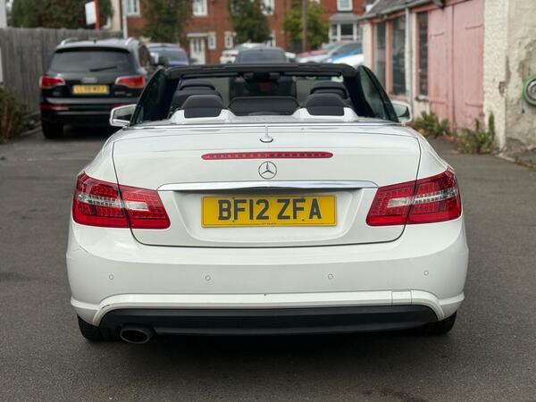 Mercedes-Benz E Class 1.8 E200 Blueefficiency Sport Cabriolet G-tronic BF12ZFA #4