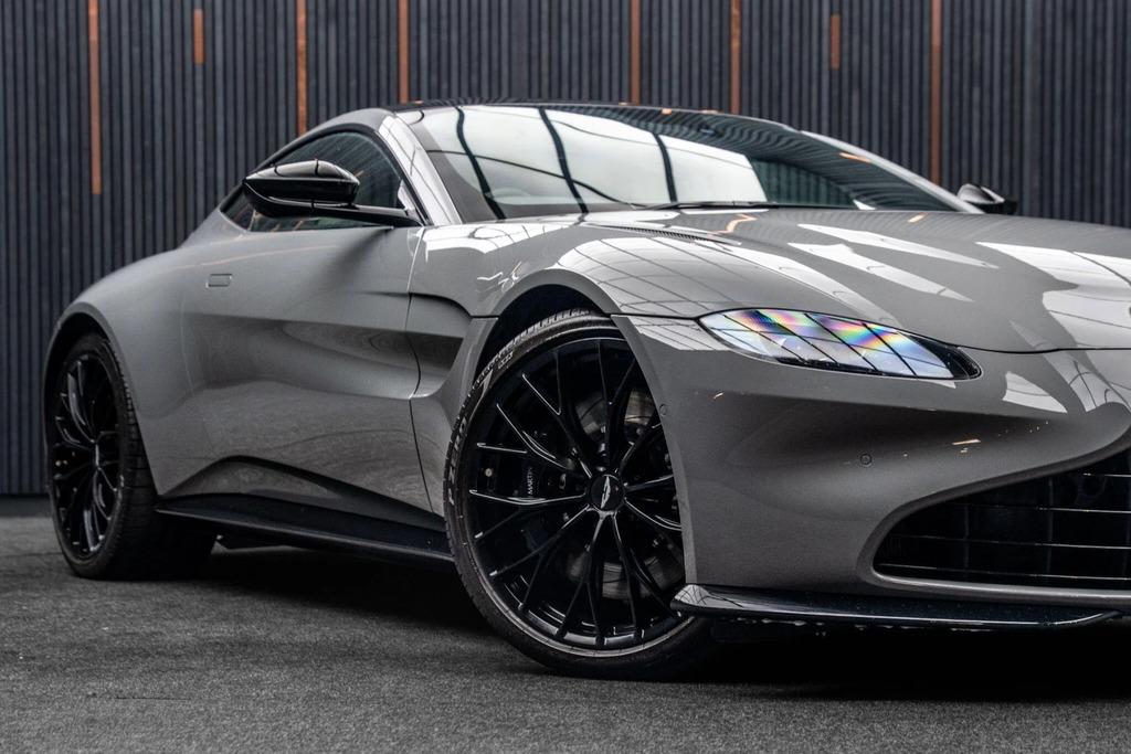 Aston Martin Vantage 4.0 V8 F1 Edition Euro 6 Green #18