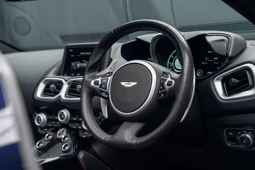 Aston Martin Vantage 4.0 V8 Roadster Euro 6 Silver #18