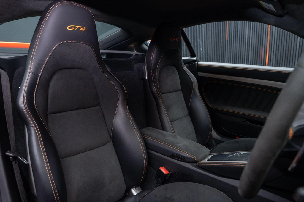 Porsche 718 Cayman Cayman Gt4 Rs S-a 2023 Silver #40