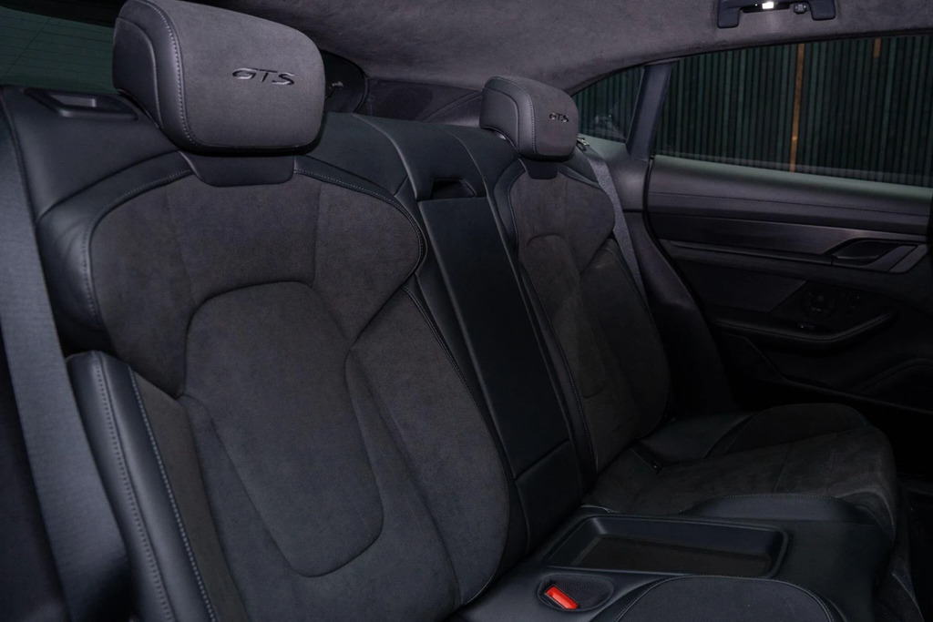 Porsche Taycan 420Kw 4S 93Kwh Grey #42