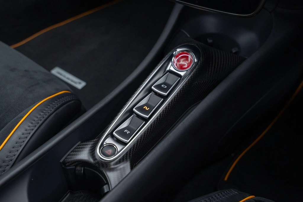 McLaren Artura V6 Phev Dct Silver #39
