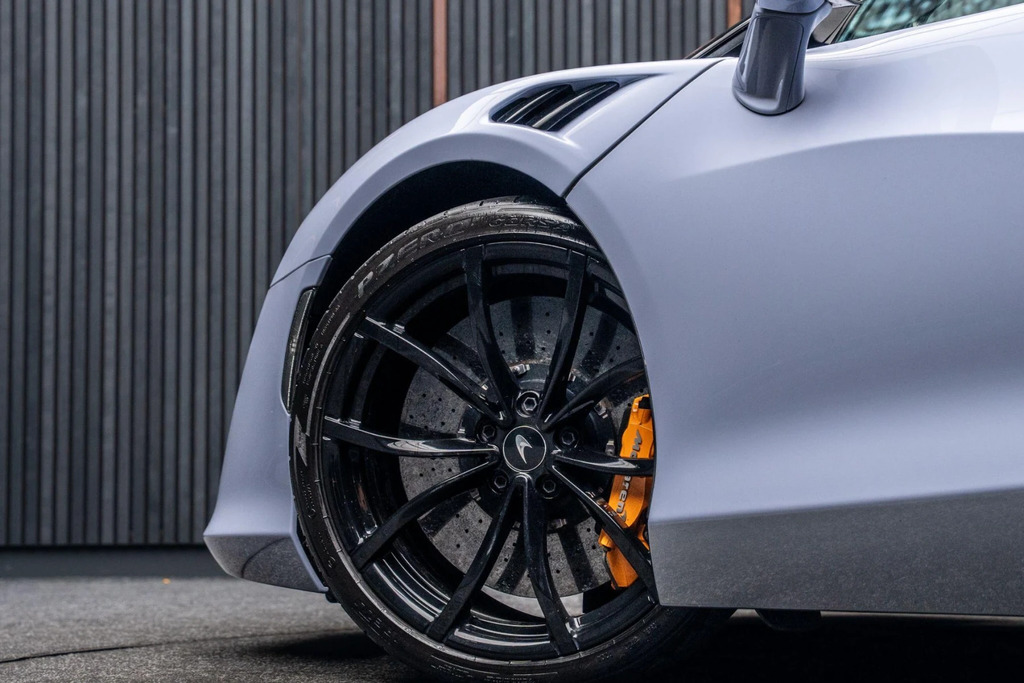 McLaren Artura V6 Phev Dct Silver #26