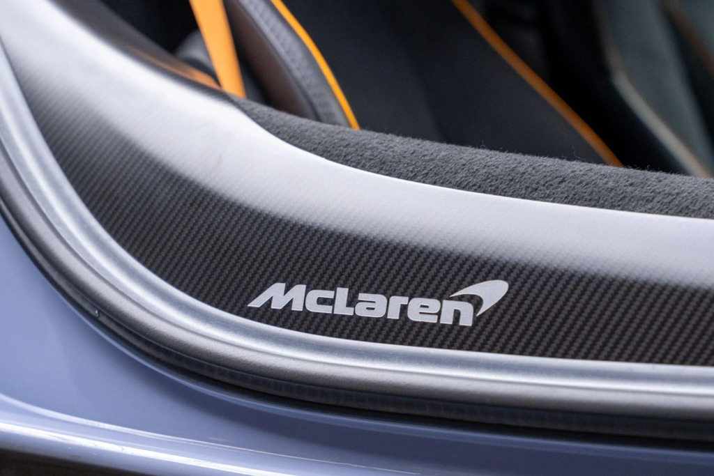 McLaren Artura V6 Phev Dct Silver #32