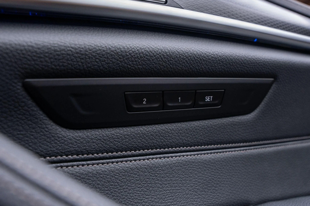 BMW 5 Series 520D M Sport Touring Grey #31