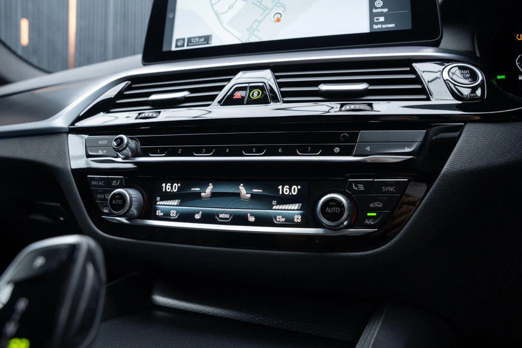 BMW 5 Series 520D M Sport Touring Grey #20