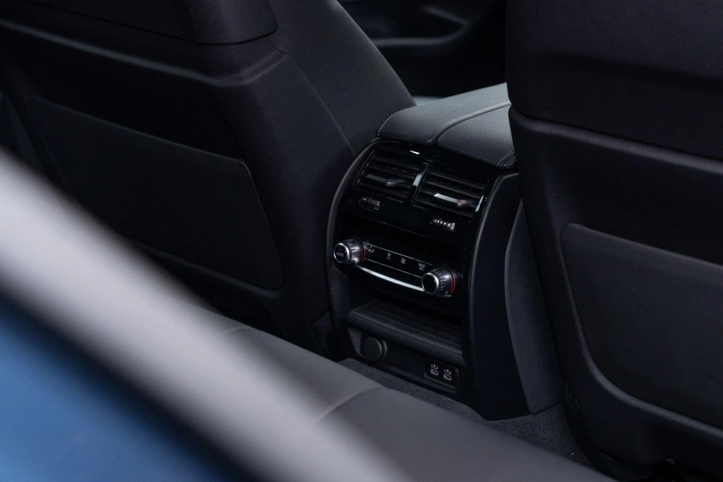 BMW 5 Series 520D M Sport Touring Grey #38