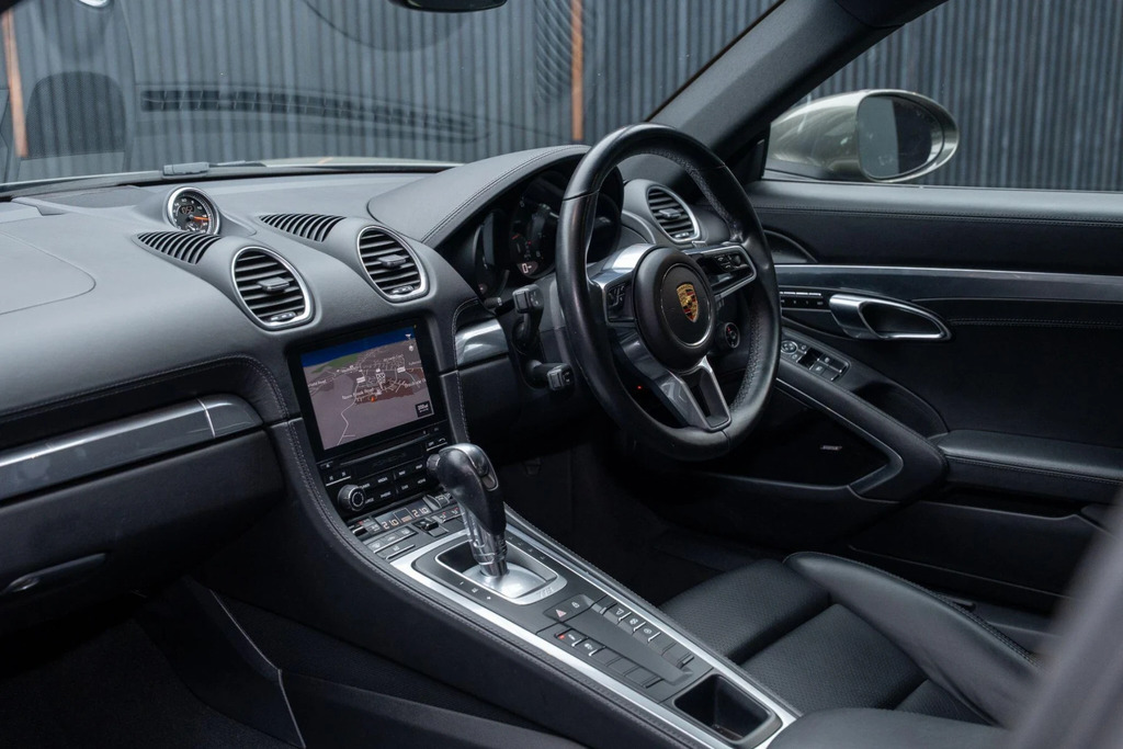 Porsche 718 Cayman Gt4 Pdk Euro 6 Black #38