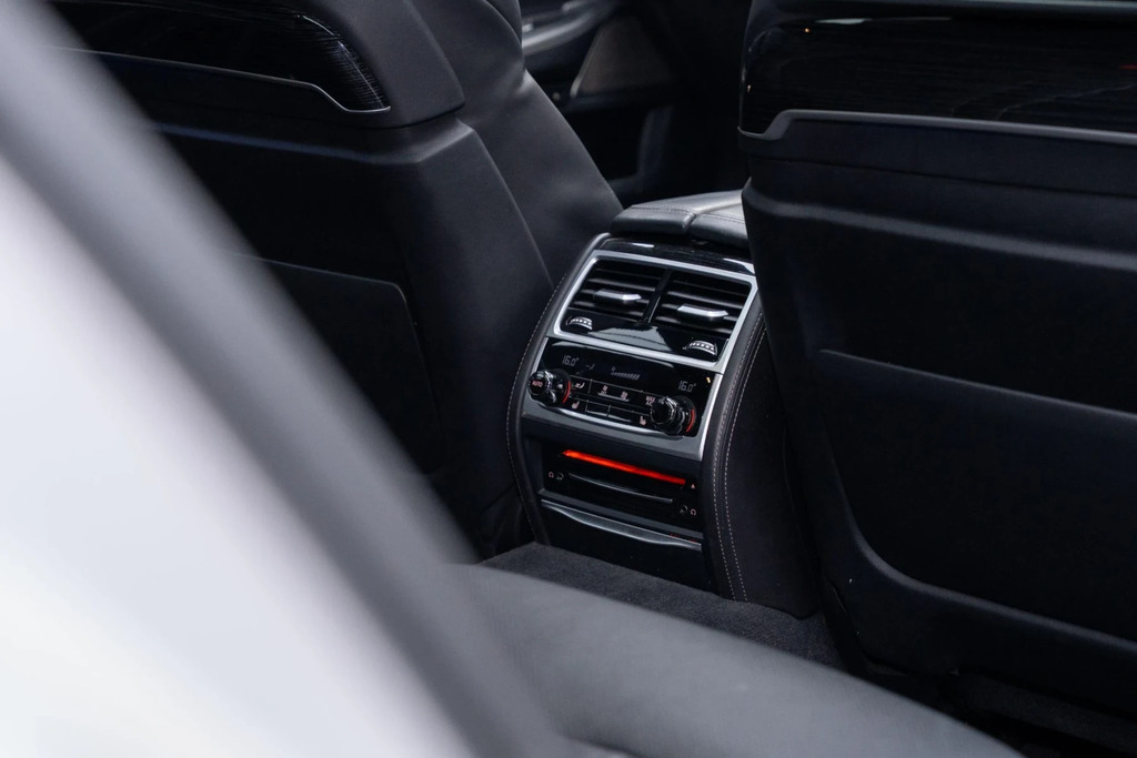 BMW 7 Series 730D Xdrive M Sport Red #44