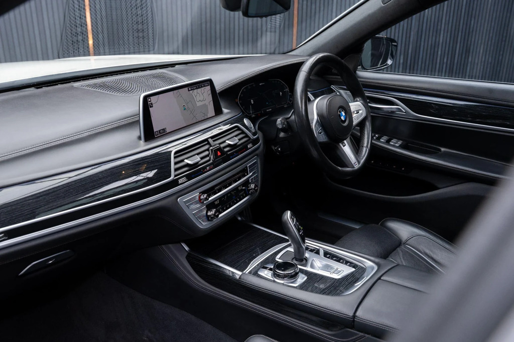 BMW 7 Series 730D Xdrive M Sport Red #48
