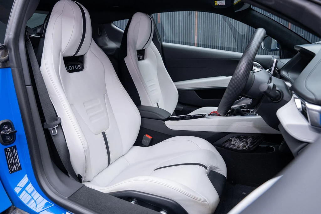 Lotus Emira 2023 3.5 V6 First Edition Euro 6 Blue #34