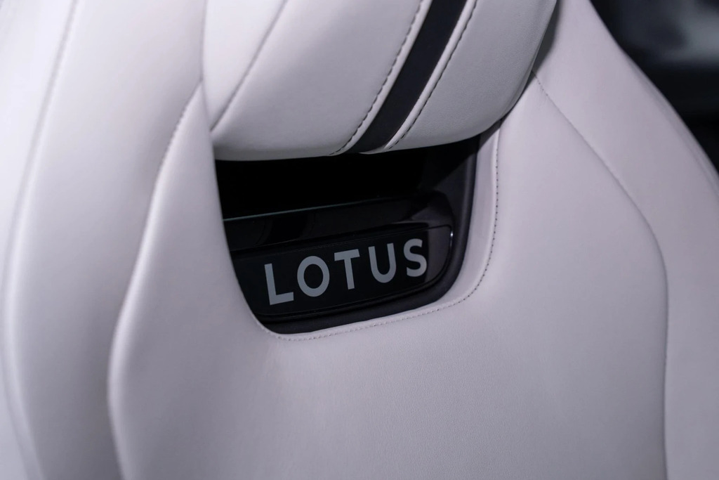 Lotus Emira 2023 3.5 V6 First Edition Euro 6 Blue #31