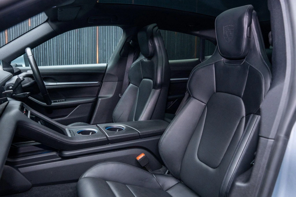 Porsche Taycan 340Kw 4S 105Kwh 5 Seat Grey #32