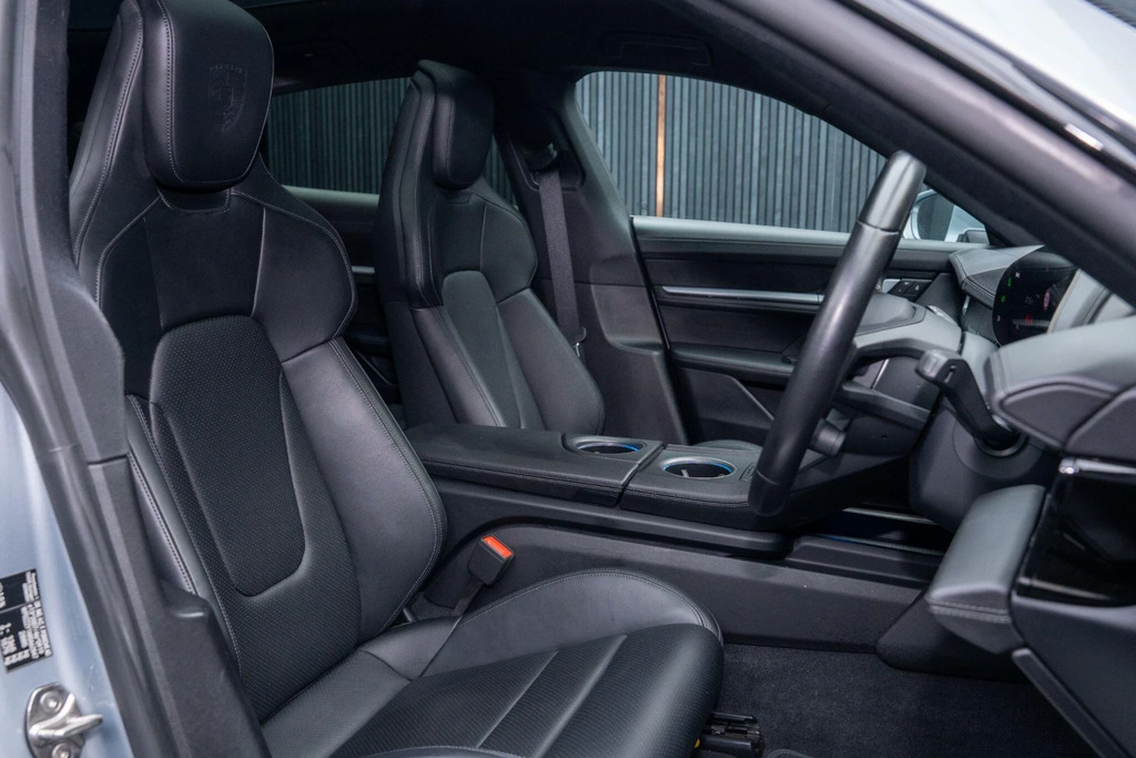Porsche Taycan 340Kw 4S 105Kwh 5 Seat Grey #39