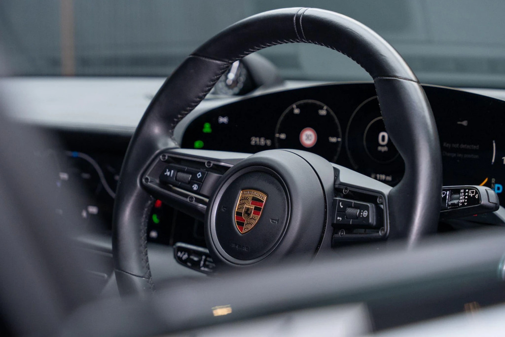 Porsche Taycan 340Kw 4S 105Kwh 5 Seat Grey #42
