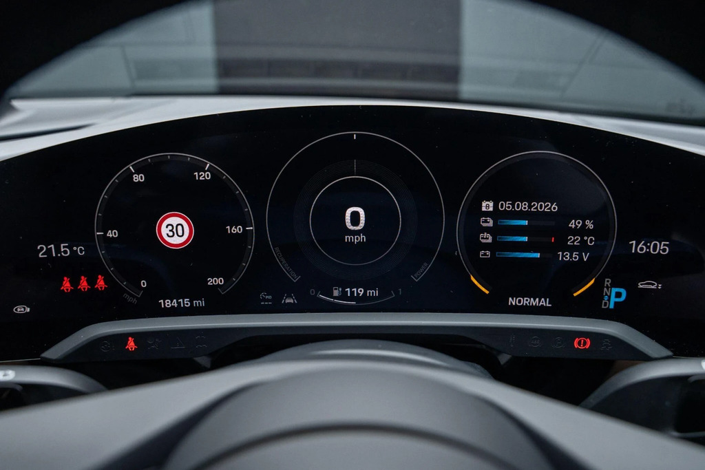 Porsche Taycan 340Kw 4S 105Kwh 5 Seat Grey #29