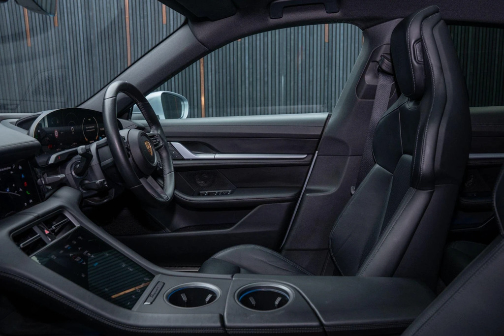 Porsche Taycan 340Kw 4S 105Kwh 5 Seat Grey #46