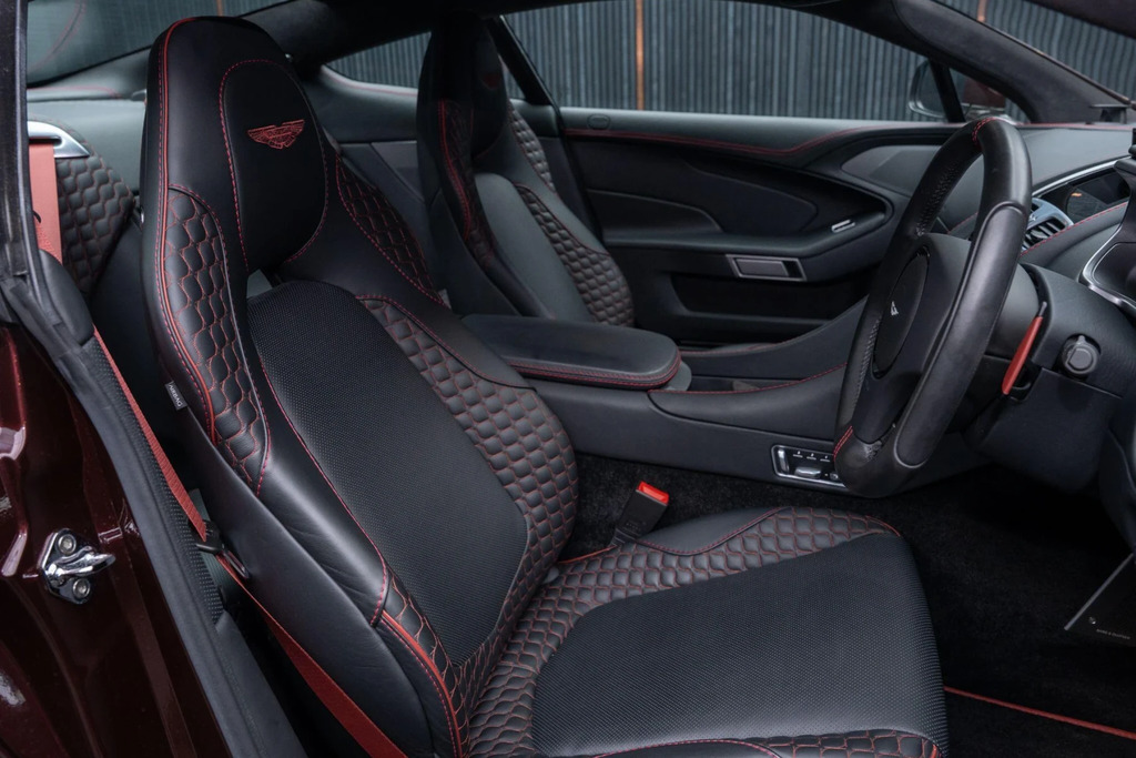 Aston Martin Vanquish 6.0 V12 Coupe T-tronicii Euro 5 565 Bh  #2