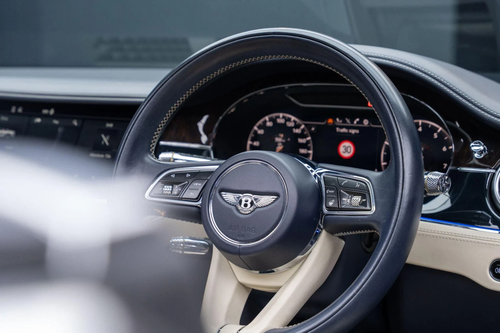 Bentley Continental Gt 6.0 W12 Gtc Speed Convertible 4Wd Black #37