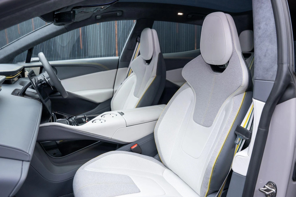 Lotus Eletre 675Kw R 112Kwh 2023 Black #43