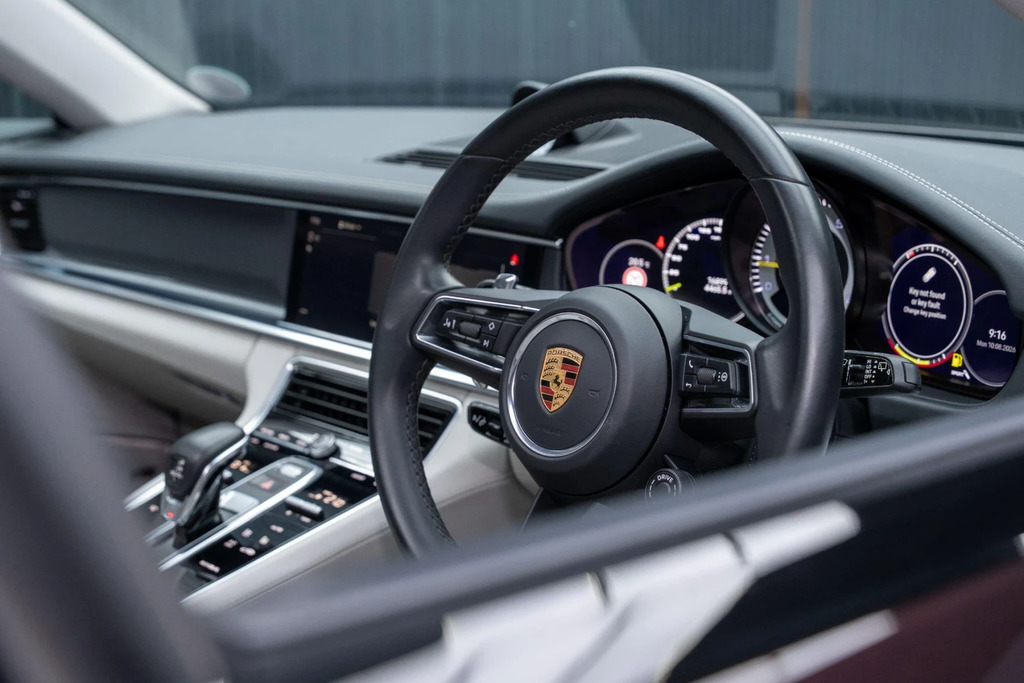 Porsche Panamera 2.9 V6 4 Platinum Edition Sport Turismo Purple #23