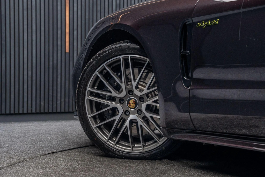 Porsche Panamera 2.9 V6 4 Platinum Edition Sport Turismo Purple #21