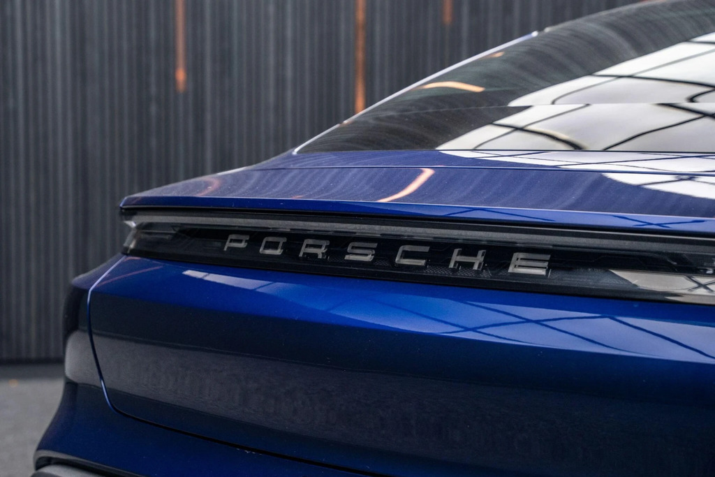 Porsche Taycan 390Kw 4S 79Kwh 5 Seat Silver #19