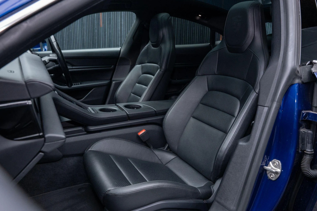 Porsche Taycan 390Kw 4S 79Kwh 5 Seat Silver #37