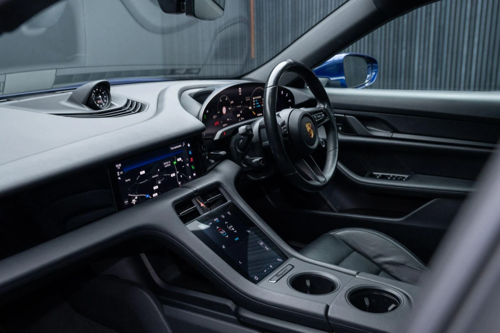 Porsche Taycan 390Kw 4S 79Kwh 5 Seat Silver #35