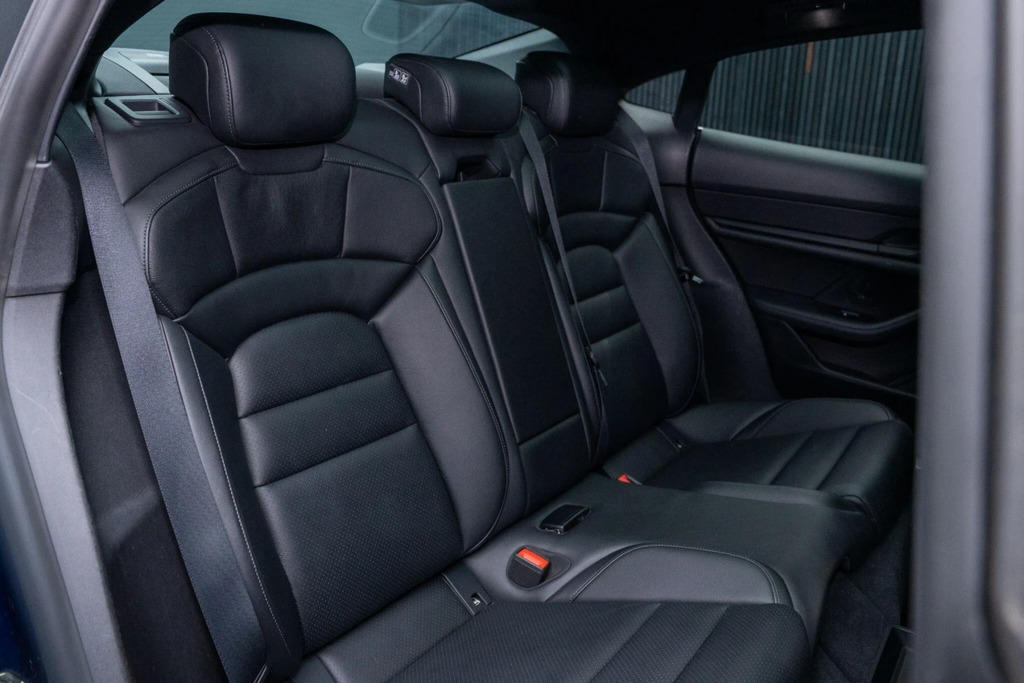 Porsche Taycan 390Kw 4S 79Kwh 5 Seat Silver #33