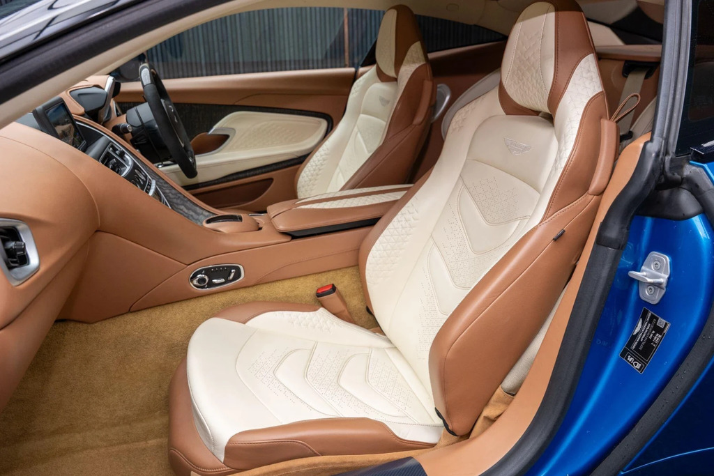 Aston Martin DBS 5.2 V12 Biturbo Superleggera Volante Euro 6 Red #46