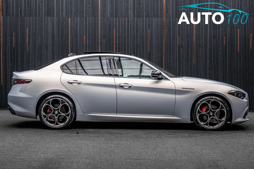 Alfa Romeo Giulia 2.0T Competizione Euro 6 Ss Grey #6