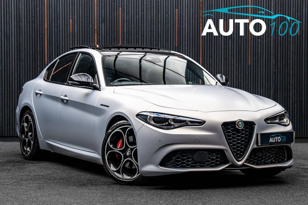 Alfa Romeo Giulia 2.0T Competizione Euro 6 Ss Grey