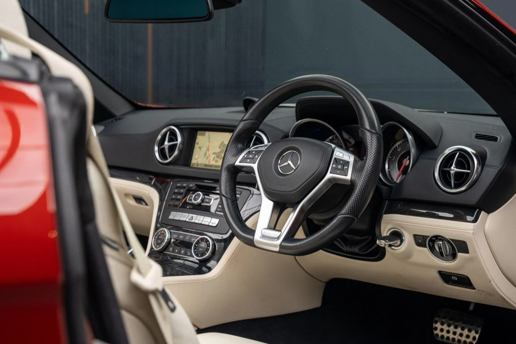 Mercedes-Benz SL Class 4.7 Amg Sport Roadster White #19