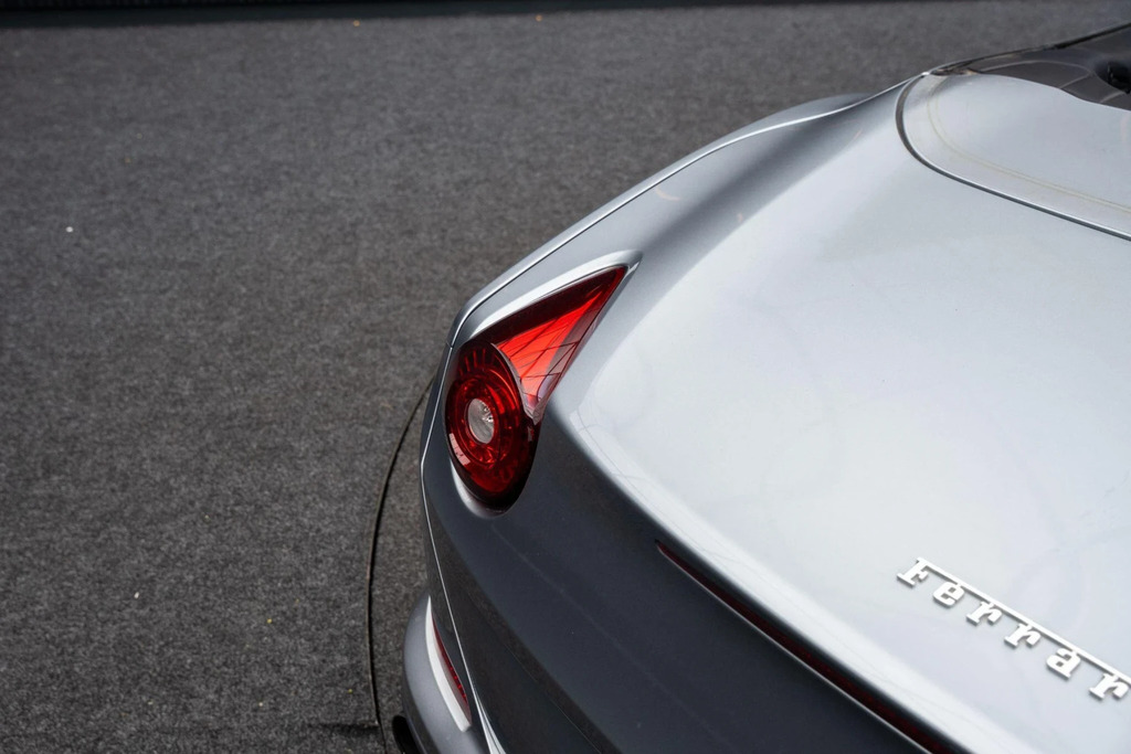 Ferrari California California Tdd Hele Red #26