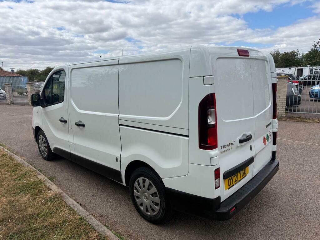 Renault Trafic 2.0 Dci Energy 28 Business Swb Standard Roof Euro White #5