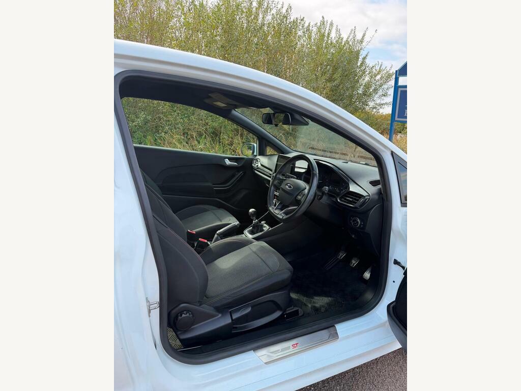 Ford Fiesta Ford Fiesta 1.0 Fiesta Zetec T Silver #15