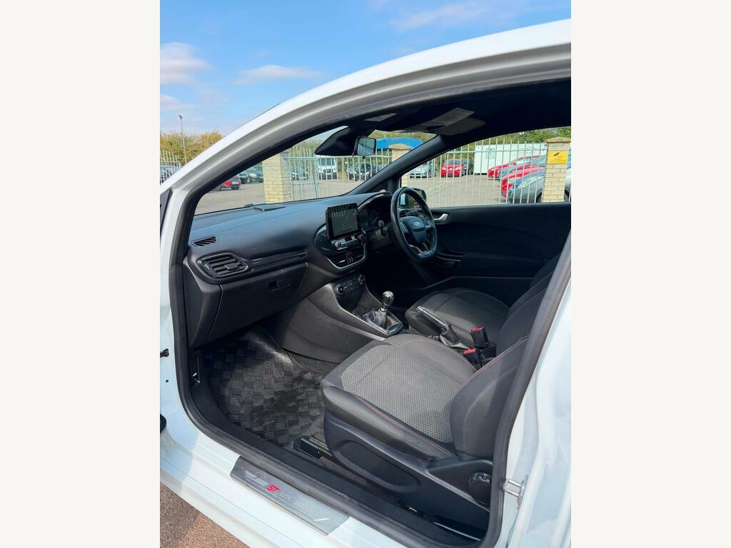 Ford Fiesta Ford Fiesta 1.0 Fiesta Zetec T Silver #16