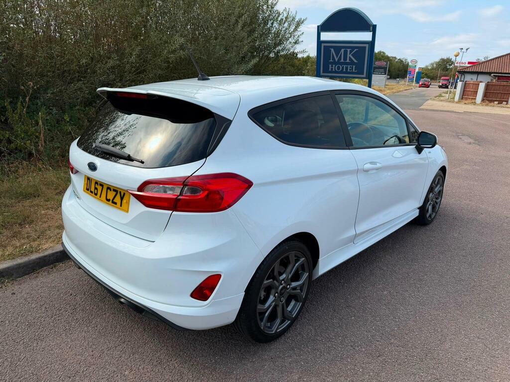 Ford Fiesta Ford Fiesta 1.0 Fiesta Zetec T Silver #7